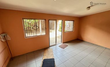 Casa Sumar; 2 pisos, excelente estado familiar