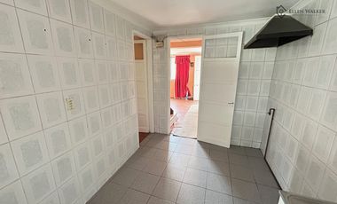 Casa Sumar; 2 pisos, excelente estado familiar