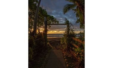 Cabaña en Venta en Bahia Solano Chocó