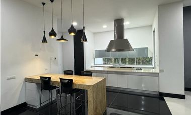 Casa amoblada para la venta en los Balsos N°1, Poblado
