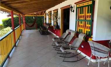 VENTA HERMOSA FINCA EN SANTA BRBARA