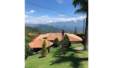 VENTA HERMOSA FINCA EN SANTA BRBARA