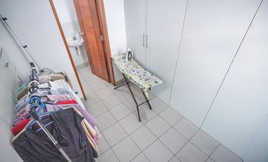 Dúplex Residencial en Venta en El Derby de Monterrico – 5 Dormitorios, 5 Cocheras y Ubicación Estratégica