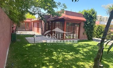 EXCELENTE CASA COMERCIAL EN CHESTERTON