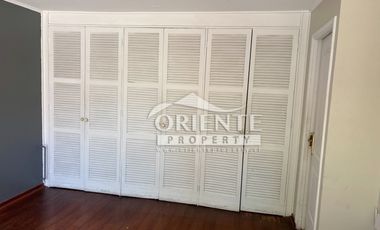 EXCELENTE CASA COMERCIAL EN CHESTERTON