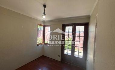 EXCELENTE CASA COMERCIAL EN CHESTERTON