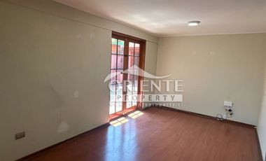 EXCELENTE CASA COMERCIAL EN CHESTERTON