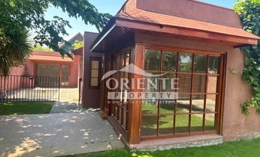 EXCELENTE CASA COMERCIAL EN CHESTERTON