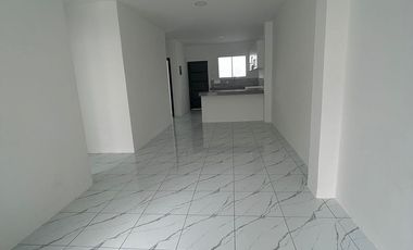 Acogedora Casa en Costa Azul