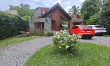 Casa en venta - 3 Dormitorios 2 Baños - General Rodríguez