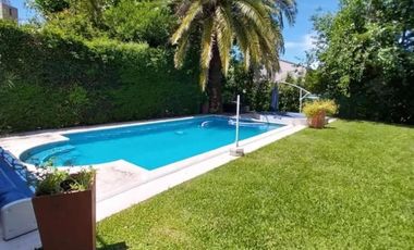 Casa en venta - 3 Dormitorios 2 Baños - General Rodríguez