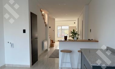 En Venta, Duplex de 2 Dormitorios, Bº La Casona II, Plottier