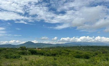 TERRENO EN VENTA JUANACATLAN 4,900 M2