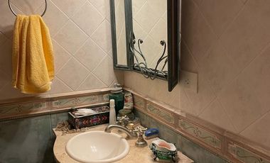 Casa - 6 ambientes jardin - CARILO - VENTA