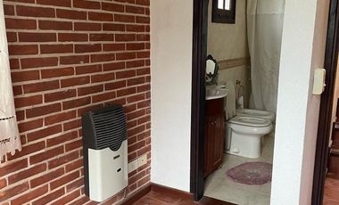 Casa - 6 ambientes jardin - CARILO - VENTA