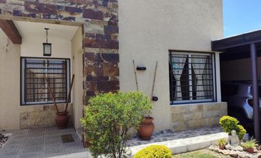 Casa en venta - 2 Dormitorios 3 Baños - La Rioja