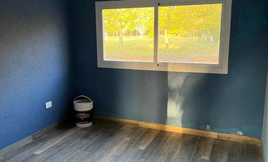 VENTA CASA DE 4 DORMITORIOS EN MIRALAGOS