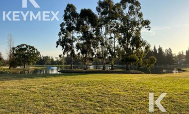 VENTA CASA DE 4 DORMITORIOS EN MIRALAGOS