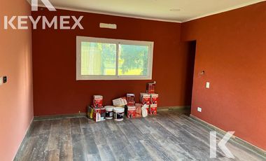 VENTA CASA DE 4 DORMITORIOS EN MIRALAGOS