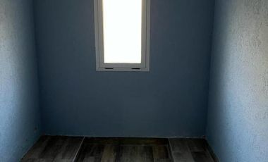 VENTA CASA DE 4 DORMITORIOS EN MIRALAGOS