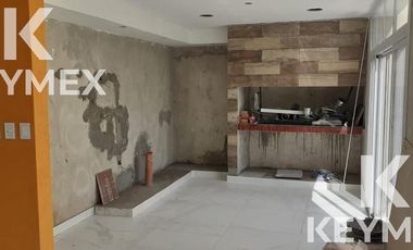 VENTA CASA DE 4 DORMITORIOS EN MIRALAGOS