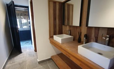 Casa en venta - 4 Dormitorios 4 Baños - Pinamar
