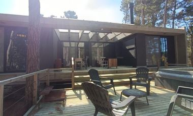 Casa en venta - 4 Dormitorios 4 Baños - Pinamar