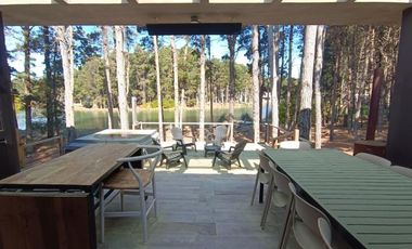 Casa en venta - 4 Dormitorios 4 Baños - Pinamar