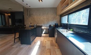Casa en venta - 4 Dormitorios 4 Baños - Pinamar