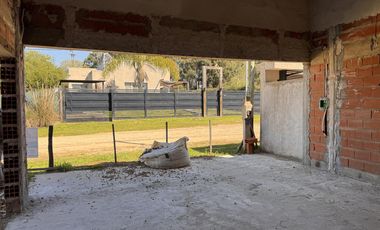 Casa a Terminar en Venta Colón Entre Ríos
