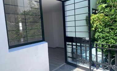 Oficina en renta, remodelada Col. El Carmen, Puebla.