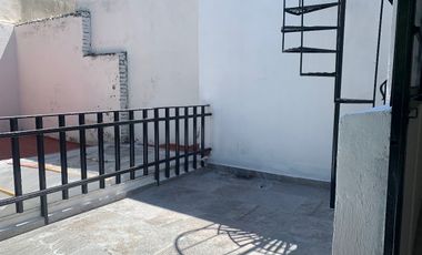 Oficina en renta, remodelada Col. El Carmen, Puebla.