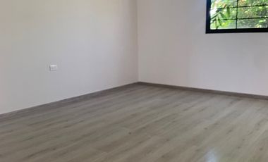 Oficina en renta, remodelada Col. El Carmen, Puebla.