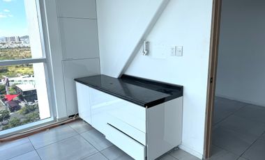 Consultorio en renta con vista espectacular WTC Juriquilla Querétaro
