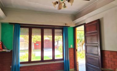 Casa en venta - 2 Dormitorios 1 Baño - 211mts2 - Mar Del Plata