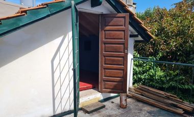 Casa en venta - 2 Dormitorios 1 Baño - 211mts2 - Mar Del Plata