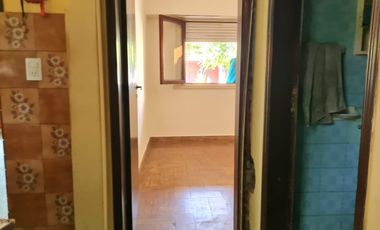 Casa en venta - 2 Dormitorios 1 Baño - 211mts2 - Mar Del Plata