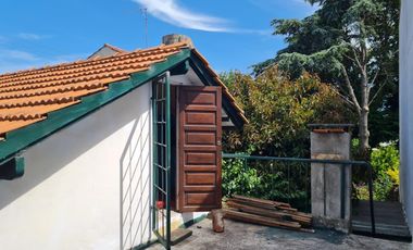Casa en venta - 2 Dormitorios 1 Baño - 211mts2 - Mar Del Plata