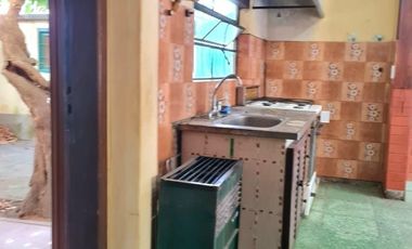 Casa en venta - 2 Dormitorios 1 Baño - 211mts2 - Mar Del Plata