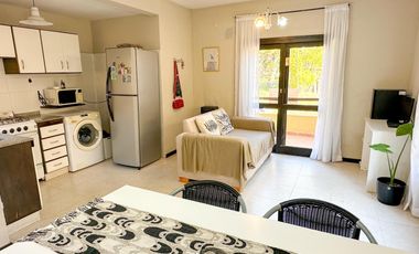 Casa en venta - 2 Dormitorios 2 Baños - Pinamar