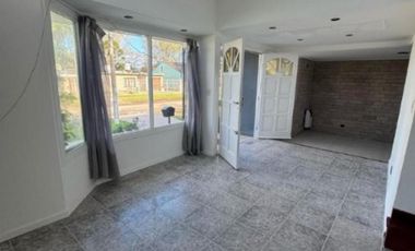 Casa en venta - 3 Dormitorios 3 Baños - Mar del Plata
