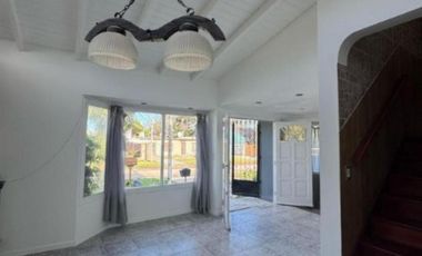 Casa en venta - 3 Dormitorios 3 Baños - Mar del Plata