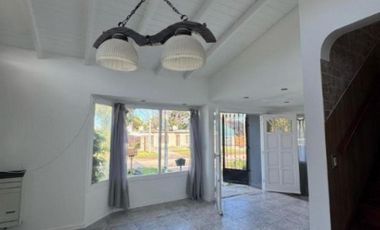 Casa en venta - 3 Dormitorios 3 Baños - Mar del Plata