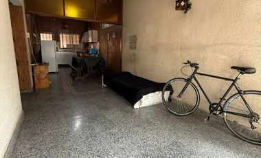 Valparaíso 1224 - Casa 3/4 dormitorios + Patio con parrillero + terraza