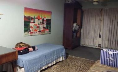 Casa en venta - 4 Dormitorios 2 Baños - Luján