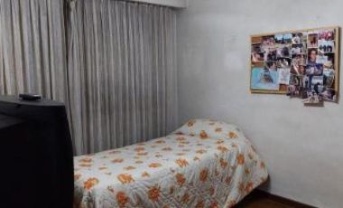 Casa en venta - 4 Dormitorios 2 Baños - Luján