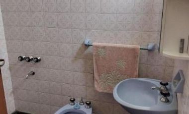 Casa en venta - 4 Dormitorios 2 Baños - Luján