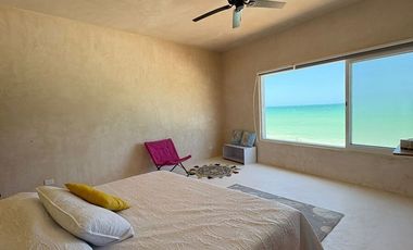 Casa en venta frente al mar en Sisal 