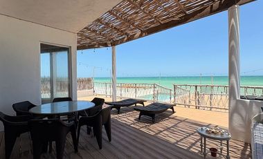Casa en venta frente al mar en Sisal 