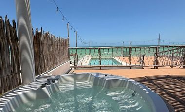Casa en venta frente al mar en Sisal 